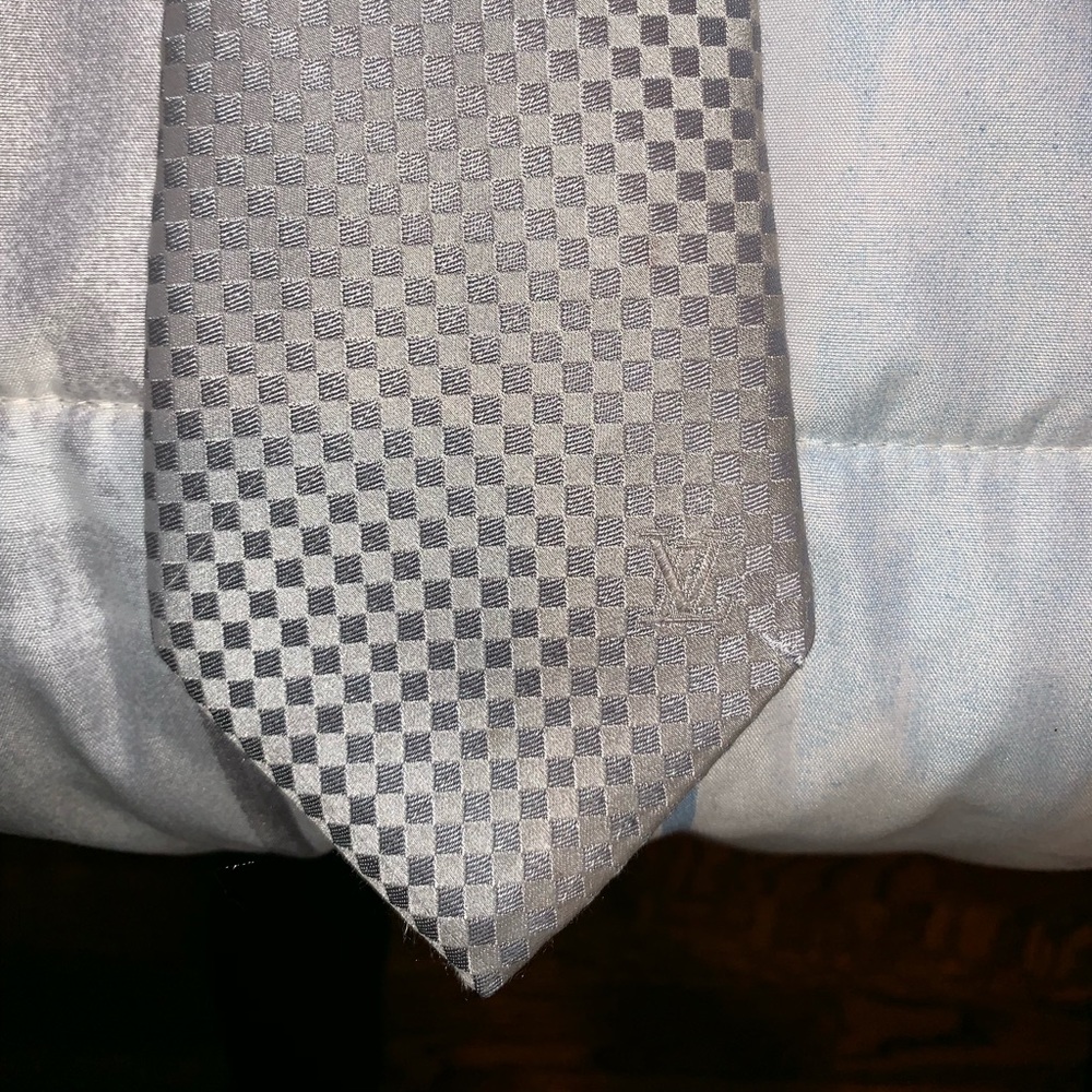 Louis Vuitton Tie Mint Condition never worn